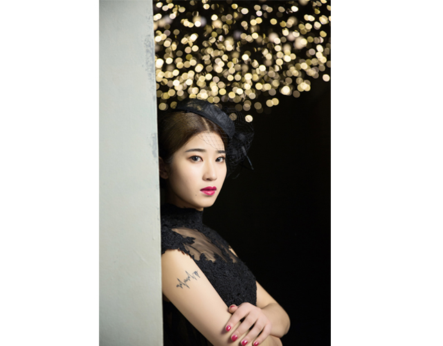 美丽女王_女王美丽工作简历_女王美丽威严